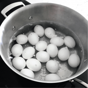 Boiling-Eggs